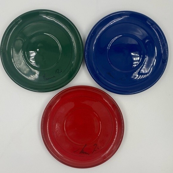 Mamma Ro Classic Terracotta Saucers Crafted in Italy - Three - Picture 1 of 11